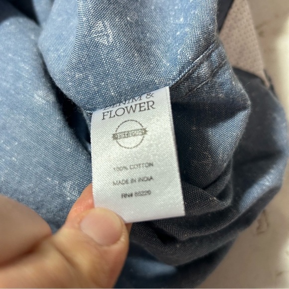 Denim & Flower Men’s Anchor Button Down Shirt Size Medium Blue S/S Slim Fit - Picture 3 of 4